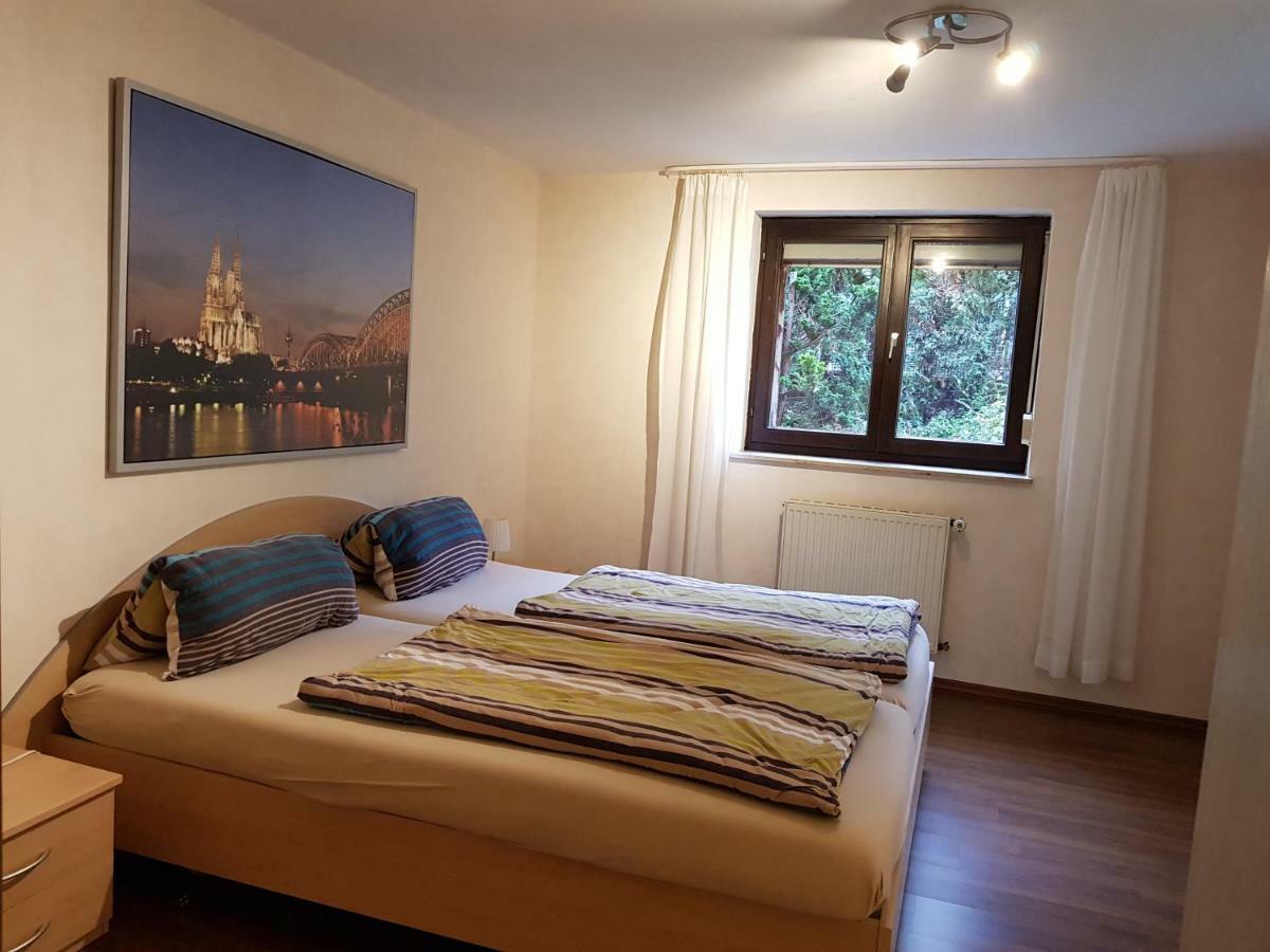 2 Zi-Appartment Mit Gartennutzung Bruehl  Luaran gambar